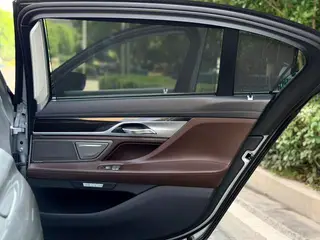 BMW 7 Series 2018 730Li Premium Class M Sports suit interior photo 16
