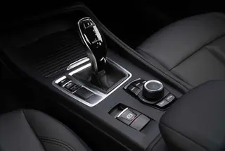 BMW 1 Series 2020 120i Style tendance intérieur photo 13 BMW 1 Series 2020 120i Style tendance intérieur photo 13
