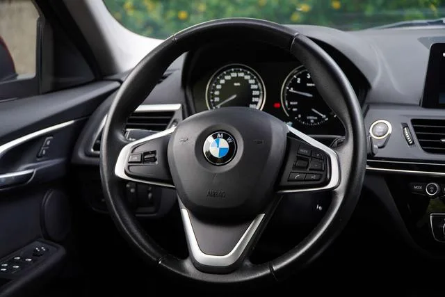 BMW 1 Series 2020 120i Style tendance intérieur photo 17 BMW 1 Series 2020 120i Style tendance intérieur photo 17