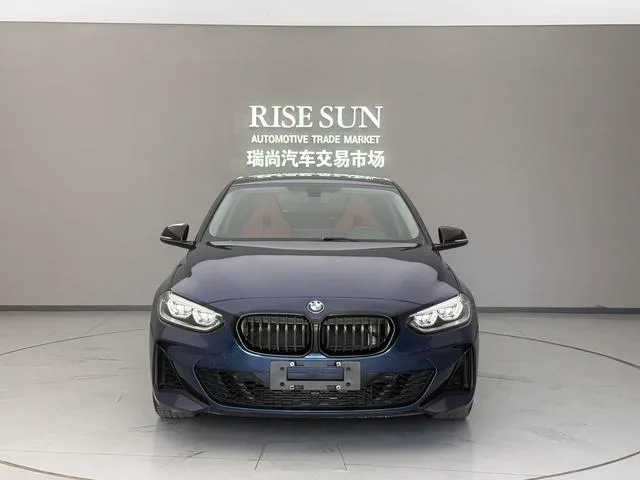 BMW 1 Series 2021 Restyling 125i M Sports Obsidian Night Edition exterior photo 2 BMW 1 Series 2021 Restyling 125i M Sports Obsidian Night Edition exterior photo 2