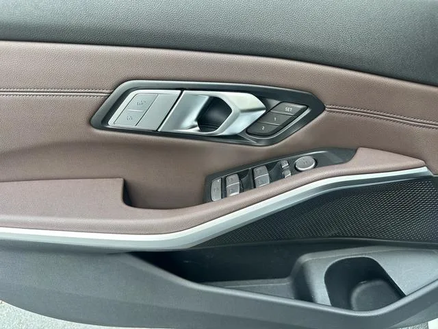 BMW 3 Series 2020 320i Sports suit exterior photo 8 BMW 3 Series 2020 320i Sports suit exterior photo 8