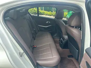 BMW 3 Series 2020 320i Sports suit interior photo 15 BMW 3 Series 2020 320i Sports suit interior photo 15
