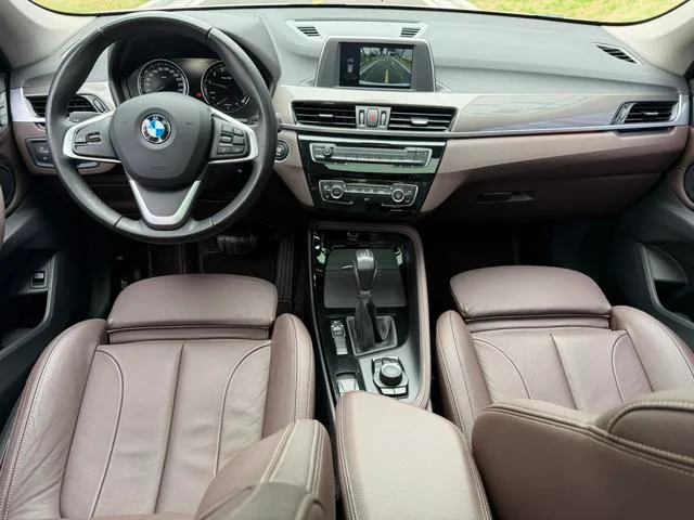 BMW X1 2019 sDrive18Li Tipo de lujo interior foto 8 BMW X1 2019 sDrive18Li Tipo de lujo interior foto 8