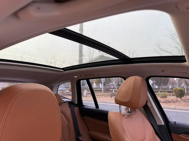 BMW X3 2018 xDrive30i Leading Type M Sports suit Country VI interior photo 9 BMW X3 2018 xDrive30i Leading Type M Sports suit Country VI interior photo 9