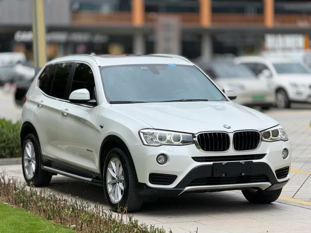 BMW X3 2016 sDrive20i exterior foto 3 BMW X3 2016 sDrive20i exterior foto 3