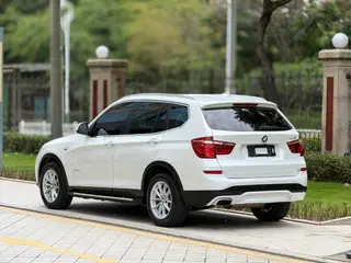 BMW X3 2016 sDrive20i exterior foto 6 BMW X3 2016 sDrive20i exterior foto 6