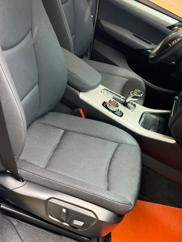 BMW X3 2016 sDrive20i interior foto 17 BMW X3 2016 sDrive20i interior foto 17