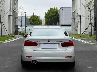 BMW 3 Series 2018 320Li Style tendance intérieur photo 18 BMW 3 Series 2018 320Li Style tendance intérieur photo 18