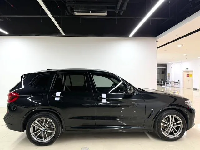 BMW X3 2018 xDrive28i M Conjunto deportivo País V exterior foto 4 BMW X3 2018 xDrive28i M Conjunto deportivo País V exterior foto 4