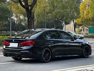 BMW 5 Series 2018 Restyling 530Li Premium Class M Sports suit exterior photo 5