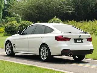 BMW 3 Series GT 2019 320i M Спортивный костюм экстерьер фото 3 BMW 3 Series GT 2019 320i M Спортивный костюм экстерьер фото 3