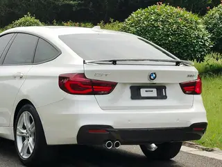 BMW 3 Series GT 2019 320i M Спортивный костюм экстерьер фото 7 BMW 3 Series GT 2019 320i M Спортивный костюм экстерьер фото 7
