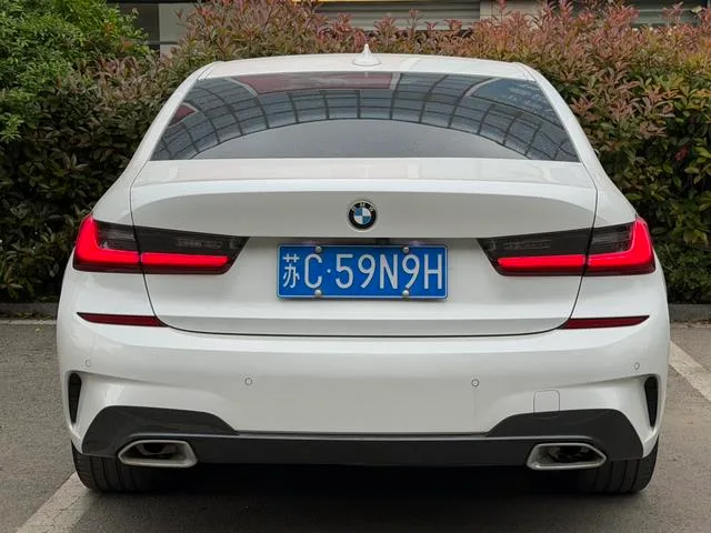 BMW 3 Series 2021 Reforma 325i M Conjunto deportivo interior foto 12 BMW 3 Series 2021 Reforma 325i M Conjunto deportivo interior foto 12