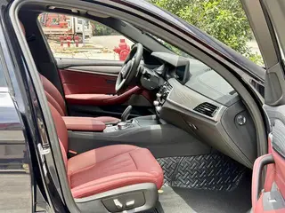 BMW 5 Series 2021 530Li Leader M Ensemble de sport extérieur photo 7 BMW 5 Series 2021 530Li Leader M Ensemble de sport extérieur photo 7