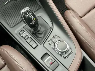 BMW X1 2020 sDrive25Li Leading Type interior photo 11 BMW X1 2020 sDrive25Li Leading Type interior photo 11