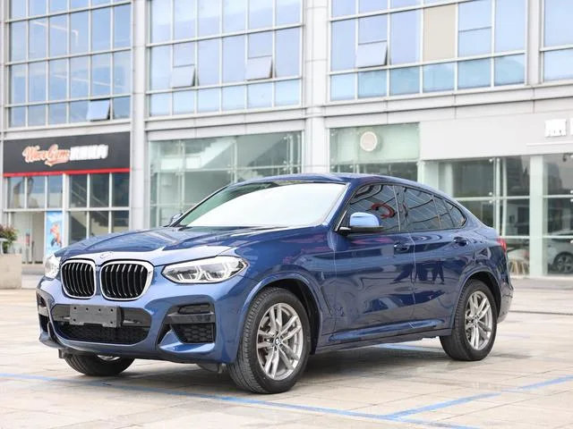 BMW X4 2021 xDrive25i M Спортивный костюм экстерьер фото 1 BMW X4 2021 xDrive25i M Спортивный костюм экстерьер фото 1