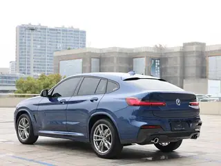 BMW X4 2021 xDrive25i M Спортивный костюм экстерьер фото 4 BMW X4 2021 xDrive25i M Спортивный костюм экстерьер фото 4