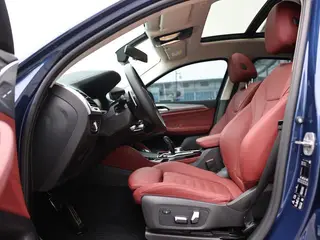 BMW X4 2021 xDrive25i M Спортивный костюм интерьер фото 10 BMW X4 2021 xDrive25i M Спортивный костюм интерьер фото 10