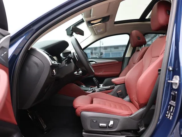 BMW X4 2021 xDrive25i M Спортивный костюм интерьер фото 10 BMW X4 2021 xDrive25i M Спортивный костюм интерьер фото 10