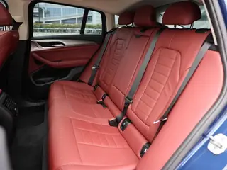 BMW X4 2021 xDrive25i M Спортивный костюм интерьер фото 12 BMW X4 2021 xDrive25i M Спортивный костюм интерьер фото 12