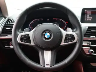 BMW X4 2021 xDrive25i M Спортивный костюм интерьер фото 15 BMW X4 2021 xDrive25i M Спортивный костюм интерьер фото 15
