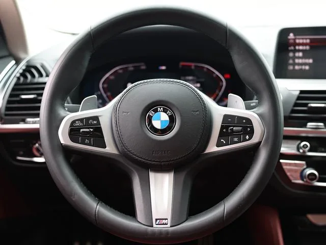 BMW X4 2021 xDrive25i M Спортивный костюм интерьер фото 15 BMW X4 2021 xDrive25i M Спортивный костюм интерьер фото 15