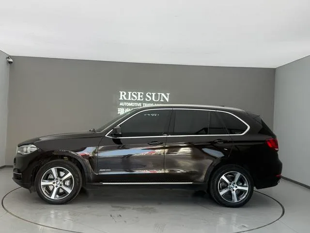BMW X5 2018 xDrive35i Elegant style exterior photo 3 BMW X5 2018 xDrive35i Elegant style exterior photo 3