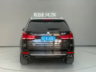 BMW X5 2018 xDrive35i Elegant style interior photo 14 BMW X5 2018 xDrive35i Elegant style interior photo 14