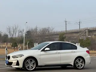 BMW 1 Series 2020 125i Leading Type M Sports suit exterior photo 1 BMW 1 Series 2020 125i Leading Type M Sports suit exterior photo 1