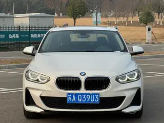 BMW 1 Series 2020 125i Leading Type M Sports suit exterior photo 2 BMW 1 Series 2020 125i Leading Type M Sports suit exterior photo 2