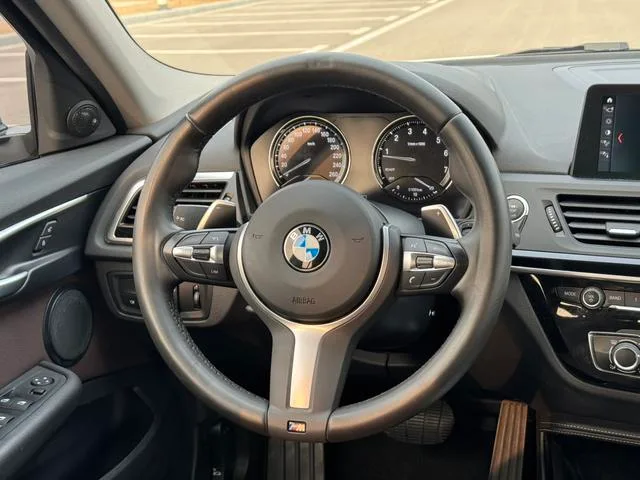 BMW 1 Series 2020 125i Leading Type M Sports suit interior photo 10 BMW 1 Series 2020 125i Leading Type M Sports suit interior photo 10