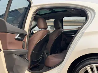 BMW 1 Series 2020 125i Leading Type M Sports suit interior photo 12 BMW 1 Series 2020 125i Leading Type M Sports suit interior photo 12