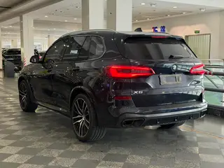 BMW X5 2019 xDrive40i M Ensemble de sport extérieur photo 4 BMW X5 2019 xDrive40i M Ensemble de sport extérieur photo 4