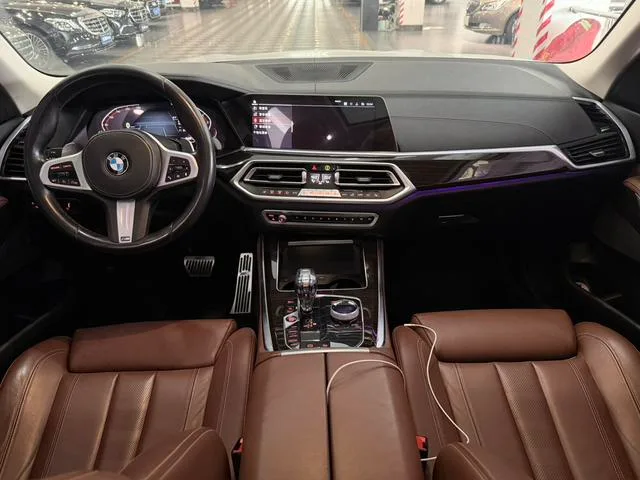 BMW X5 2019 xDrive40i M Ensemble de sport intérieur photo 7 BMW X5 2019 xDrive40i M Ensemble de sport intérieur photo 7