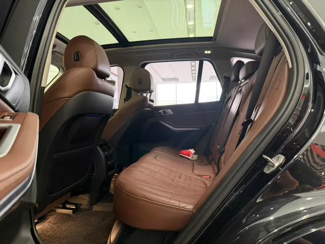 BMW X5 2019 xDrive40i M Ensemble de sport intérieur photo 9 BMW X5 2019 xDrive40i M Ensemble de sport intérieur photo 9