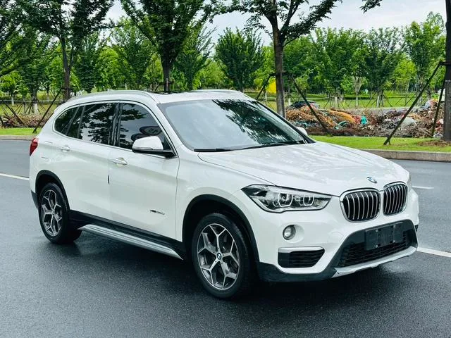 BMW X1 2018 xDrive20Li Premium Class exterior photo 3 BMW X1 2018 xDrive20Li Premium Class exterior photo 3