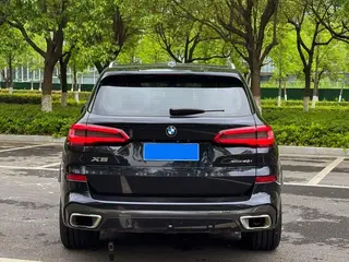 BMW X5 2019 xDrive40i M Sports suit exterior photo 5 BMW X5 2019 xDrive40i M Sports suit exterior photo 5