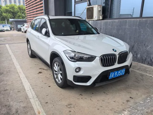 BMW X1 2019 sDrive18Li Fashionable exterior photo 3 BMW X1 2019 sDrive18Li Fashionable exterior photo 3