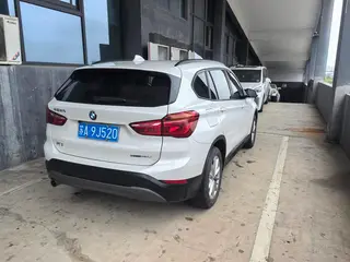 BMW X1 2019 sDrive18Li Fashionable interior photo 7 BMW X1 2019 sDrive18Li Fashionable interior photo 7