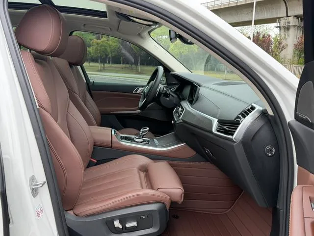 BMW X5 2020 xDrive40i M Conjunto deportivo interior foto 16 BMW X5 2020 xDrive40i M Conjunto deportivo interior foto 16