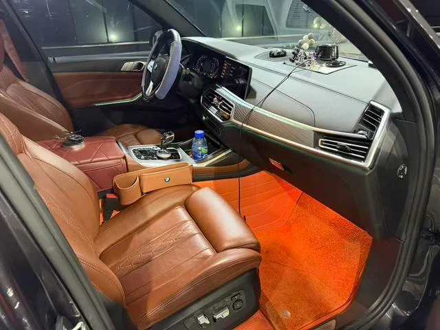 BMW X7 2021 xDrive40i Traje de lujo exclusivo interior foto 7 BMW X7 2021 xDrive40i Traje de lujo exclusivo interior foto 7