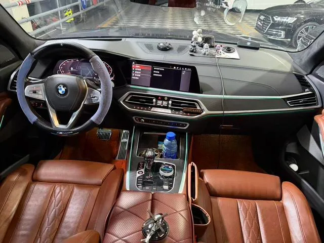 BMW X7 2021 xDrive40i Traje de lujo exclusivo interior foto 8 BMW X7 2021 xDrive40i Traje de lujo exclusivo interior foto 8