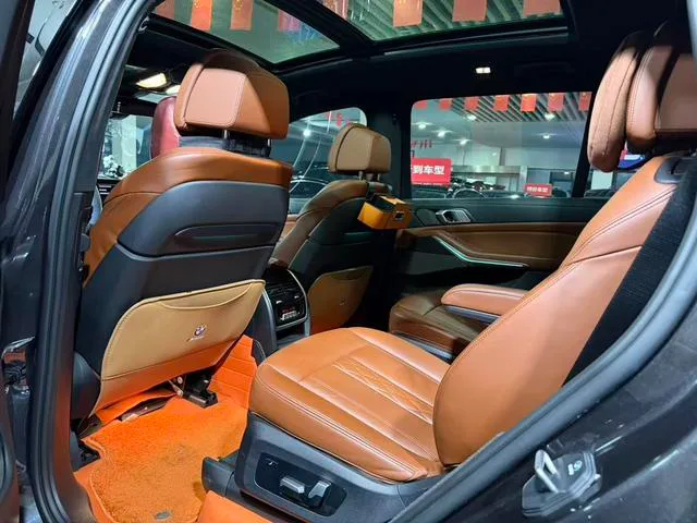 BMW X7 2021 xDrive40i Traje de lujo exclusivo interior foto 9 BMW X7 2021 xDrive40i Traje de lujo exclusivo interior foto 9