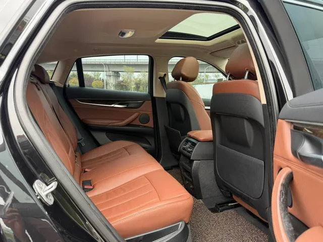 BMW X6 2015 xDrive28i interior photo 14 BMW X6 2015 xDrive28i interior photo 14