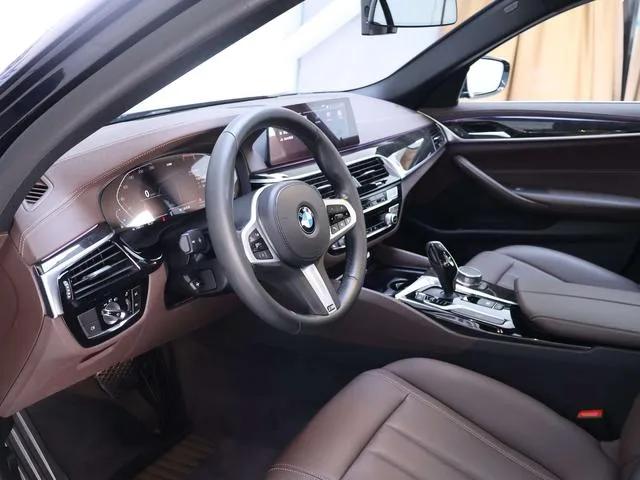 BMW 5 Series 2020 525Li M Sports suit interior photo 12 BMW 5 Series 2020 525Li M Sports suit interior photo 12