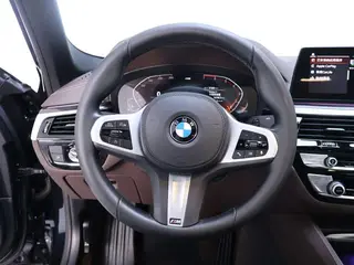 BMW 5 Series 2020 525Li M Sports suit interior photo 17 BMW 5 Series 2020 525Li M Sports suit interior photo 17