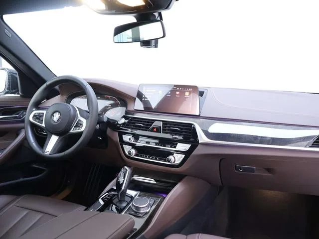 BMW 5 Series 2020 525Li M Sports suit interior photo 20 BMW 5 Series 2020 525Li M Sports suit interior photo 20