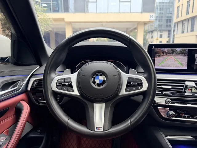 BMW 5 Series 2021 Restyling 530Li Leading Type M Sports suit exterior photo 8 BMW 5 Series 2021 Restyling 530Li Leading Type M Sports suit exterior photo 8