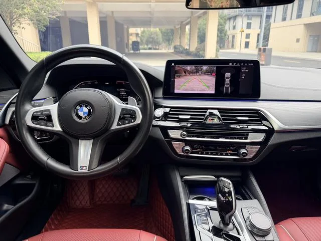 BMW 5 Series 2021 Restyling 530Li Leading Type M Sports suit interior photo 12 BMW 5 Series 2021 Restyling 530Li Leading Type M Sports suit interior photo 12