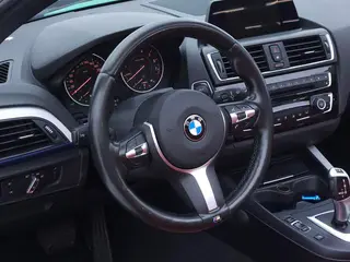 BMW 2 Series 2017 220i Convertible Coupe M Sporty interior photo 12 BMW 2 Series 2017 220i Convertible Coupe M Sporty interior photo 12